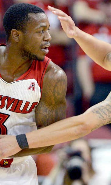 Pitino lobbies for a No. 1 seed after No. 5 Louisville beats No. 21 UConn